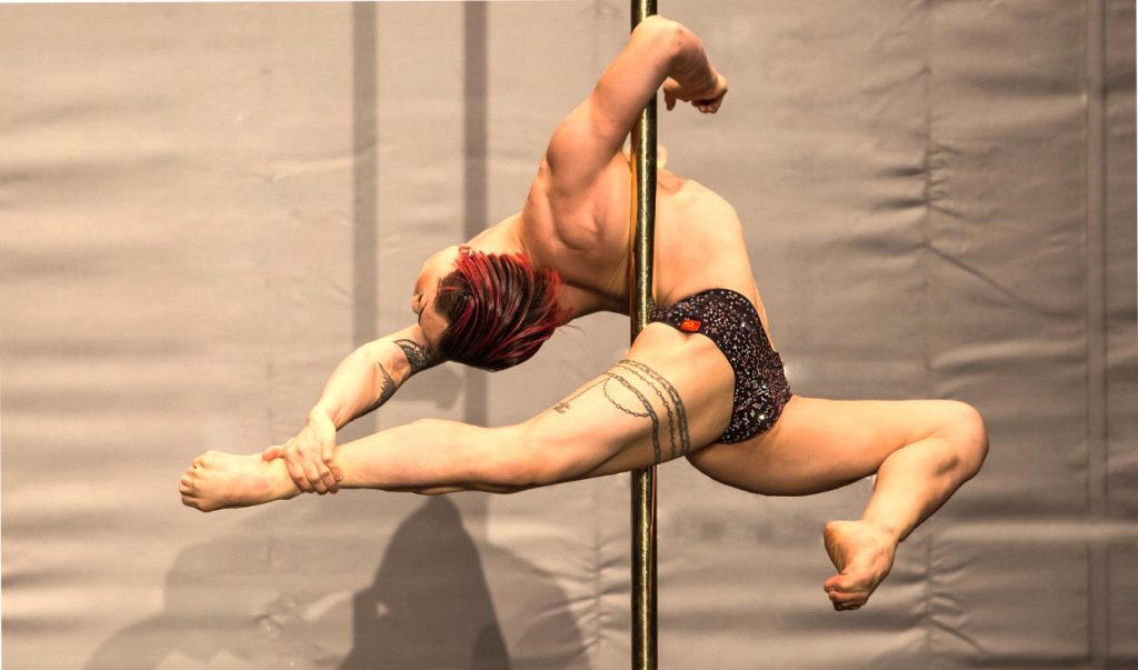 Male pole dancer Coco Kehong