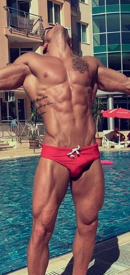 Men in sexy swimwear_Speedos