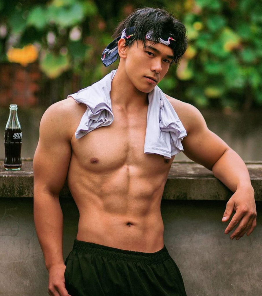 Asian Hunks-Gay friendly-Muscle men-Hot Asian men