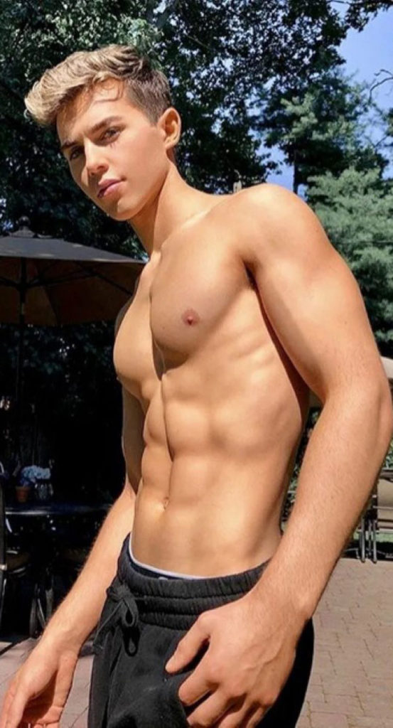 Young-guys-beautiful-body-faces-gay-friendly