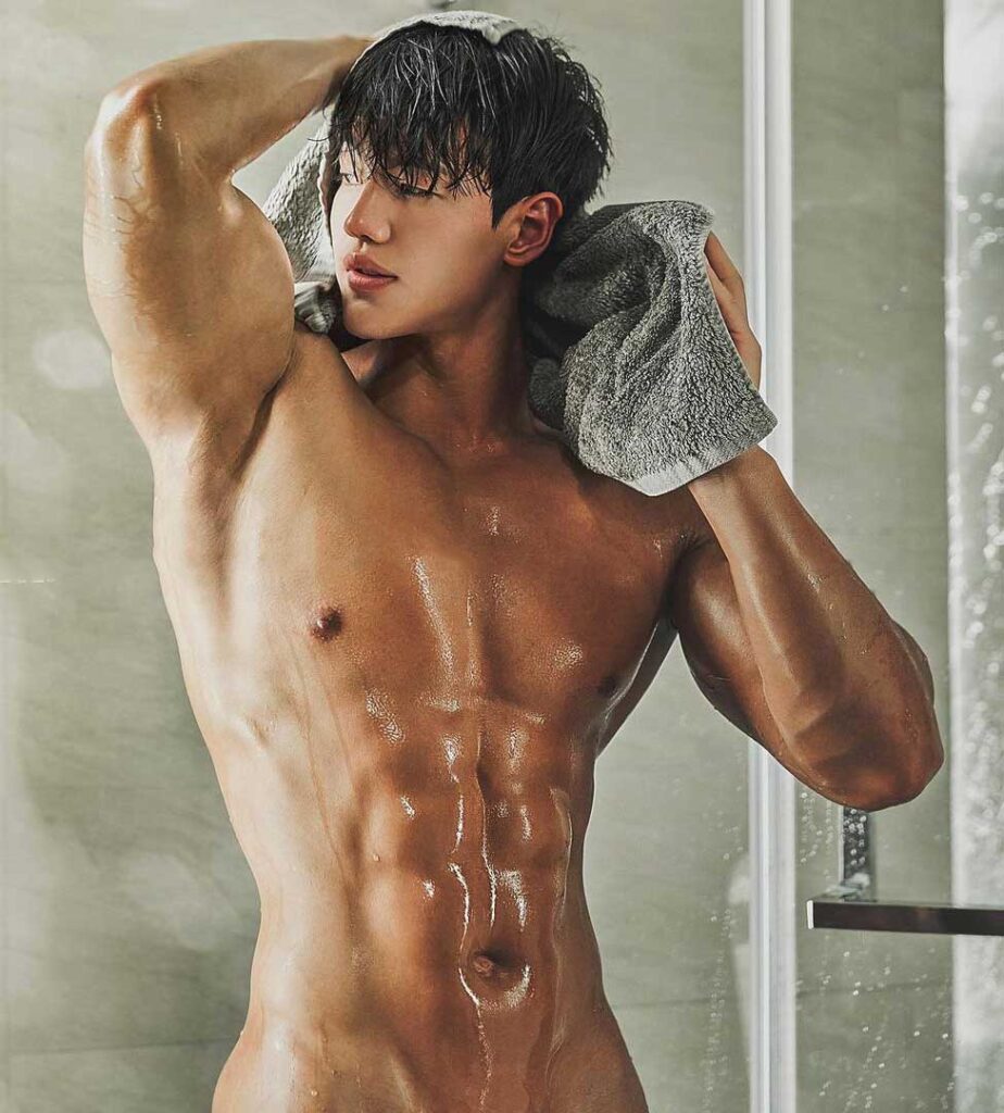 Korean Nude Men Beauty Perfected: Kim Se-Hoon’s Stunning Gay Presence