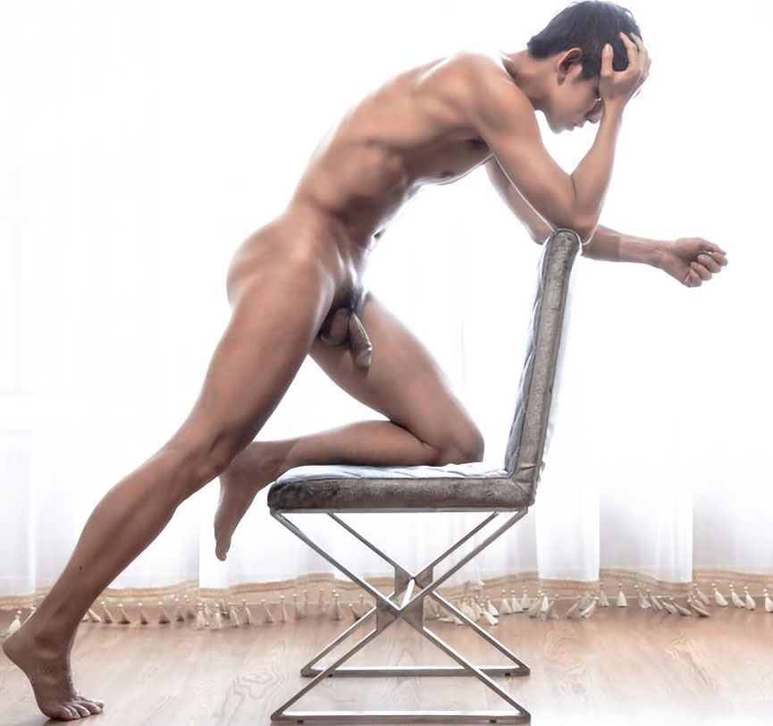 Nude Chinese Hunks In Shanghai